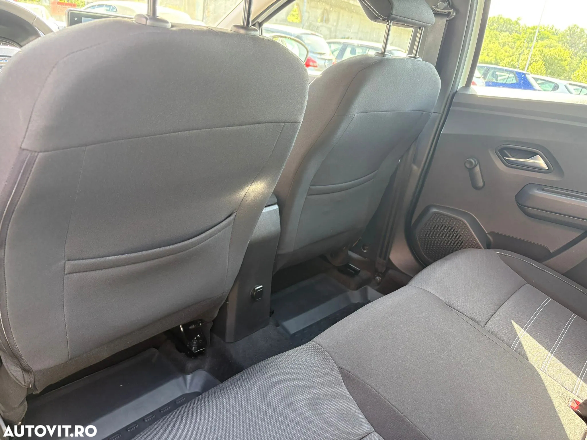Dacia Logan TCe 90 MT5 Comfort - 11