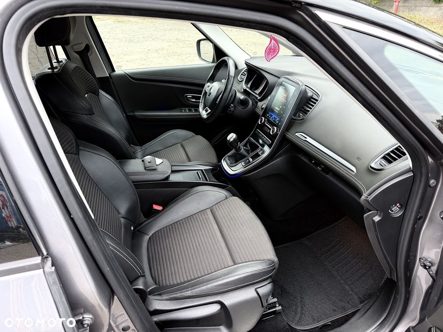 Renault Scenic - 6