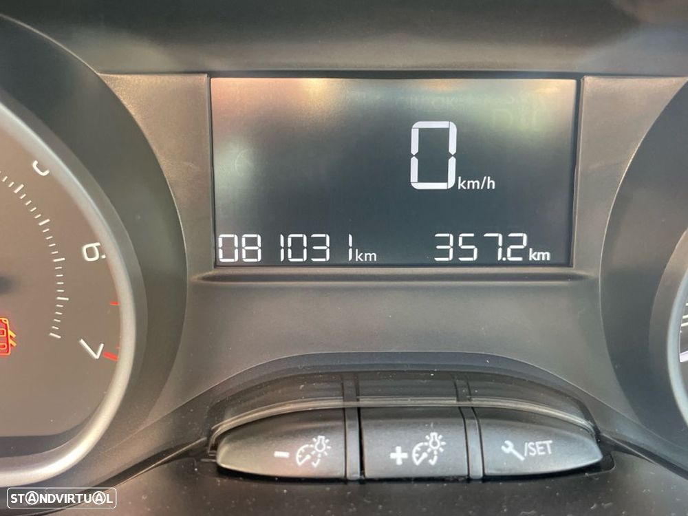 Peugeot 2008 1.2 PureTech Style - 3