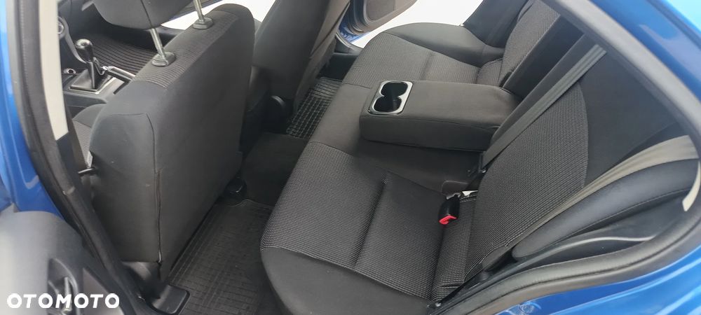 Mitsubishi Lancer 1.6 Inform - 8