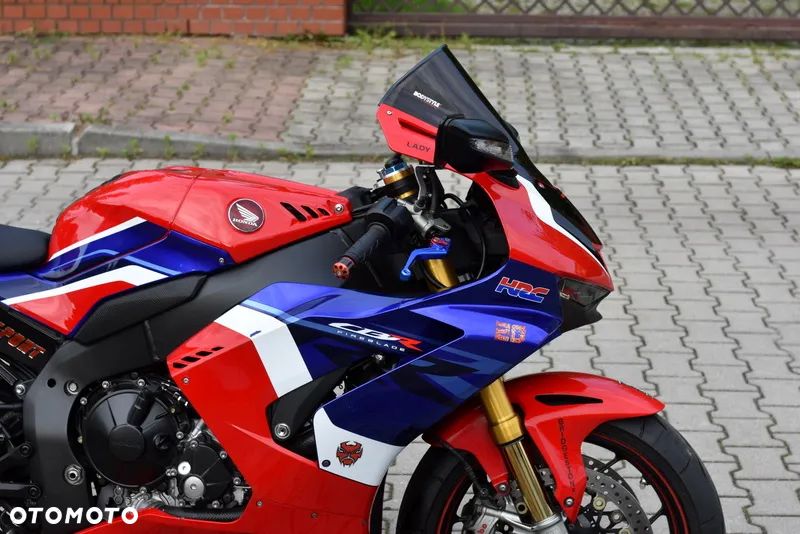Honda CBR - 8