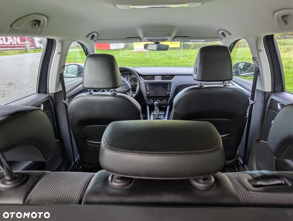 Skoda Octavia ver-1-4-tsi-style - 9