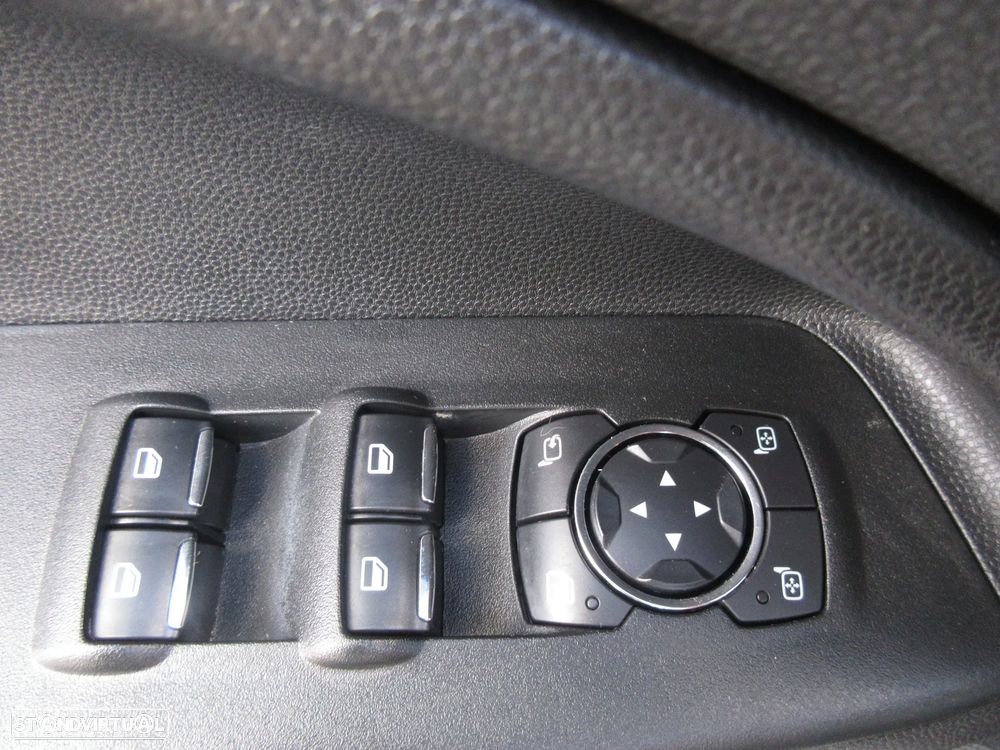 Ford EcoSport - 26