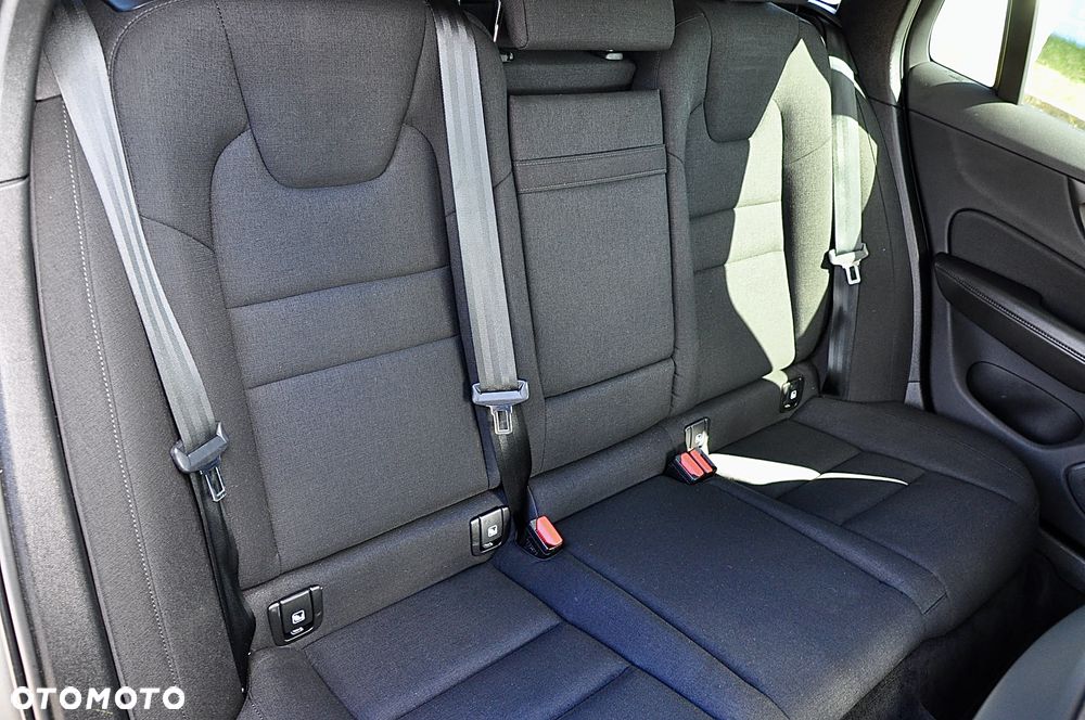 Volvo V60 B3 B Geartronic Momentum - 24