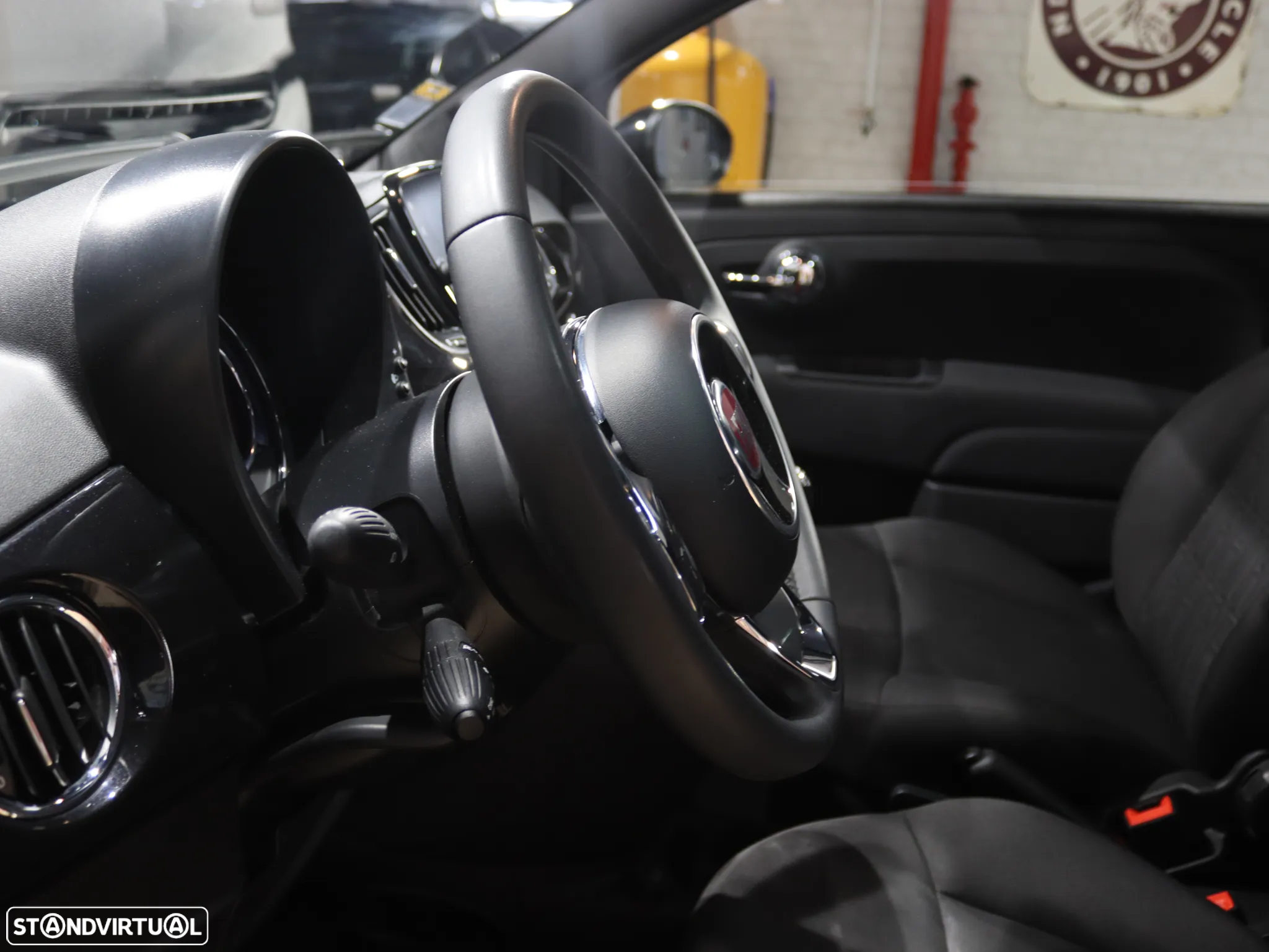 Fiat 500 1.0 Hybrid Lounge - 11