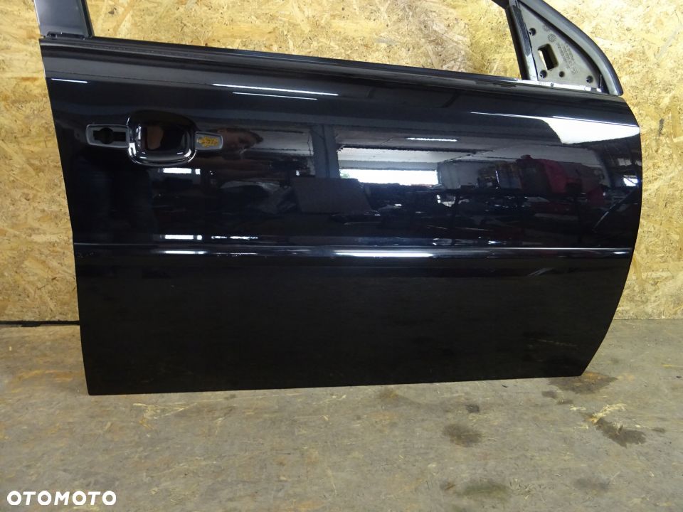 DRZWI PRAWY PRZÓD OPEL SIGNUM 2.2 - 2