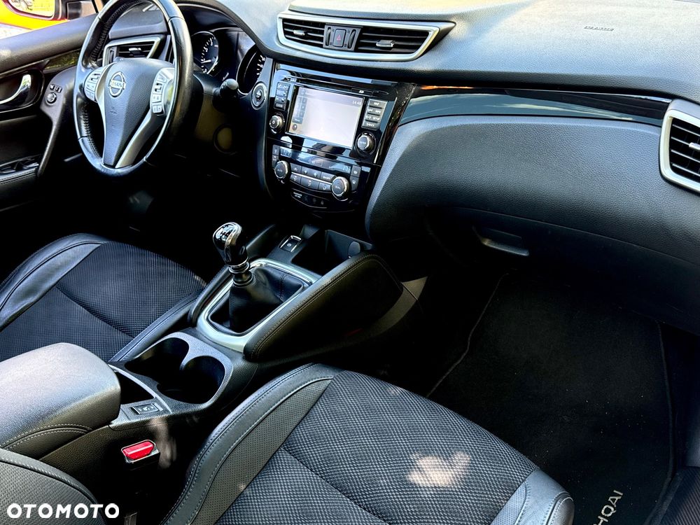 Nissan Qashqai 1.6 DIG-T Tekna - 5
