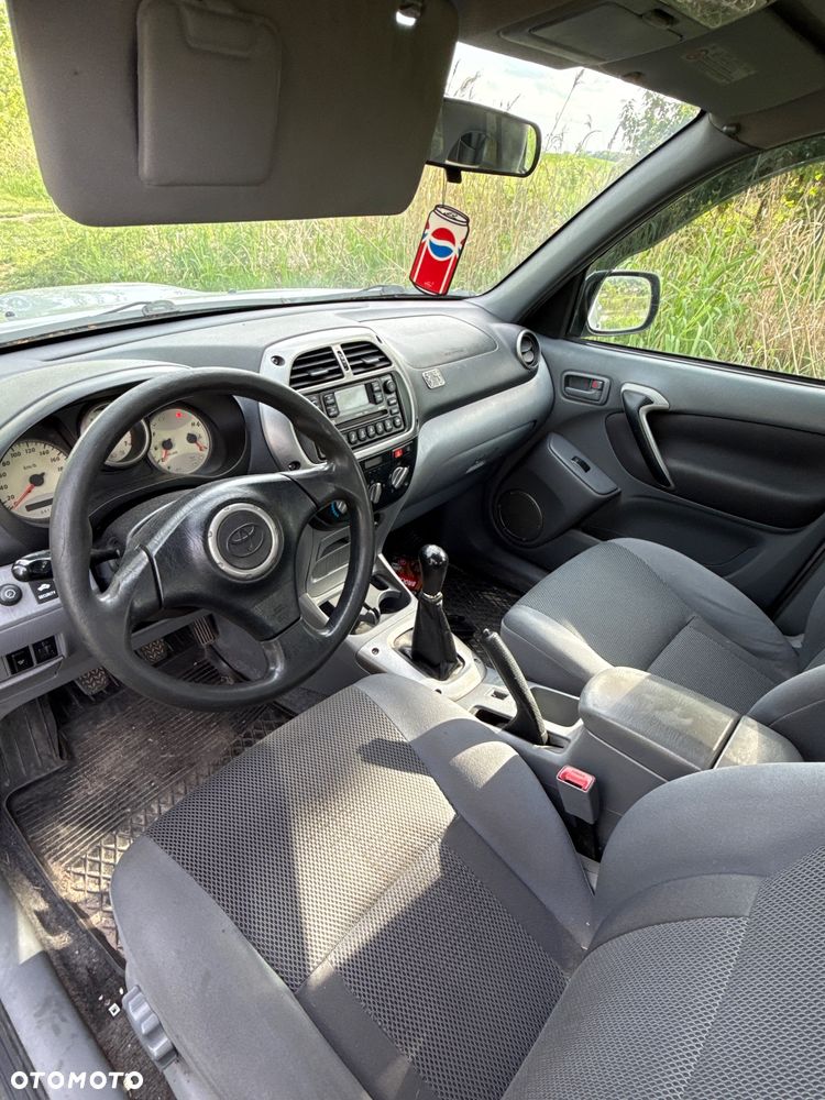 Toyota RAV4 2.0 D-4D 4x4 - 7
