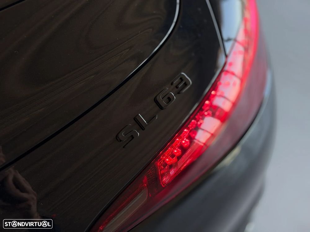 Mercedes-Benz SL 63 AMG 4Matic+ - 14