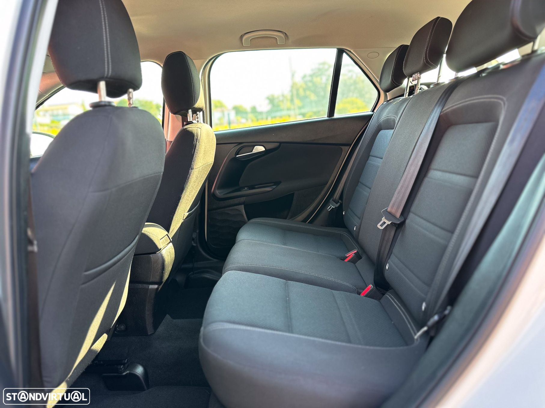 Fiat Tipo 1.3 M-Jet Easy - 13