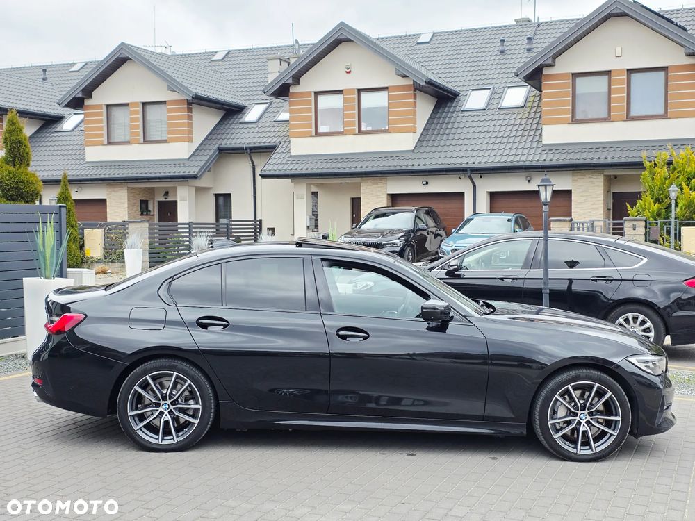 BMW Seria 3 330e Sport Line - 8