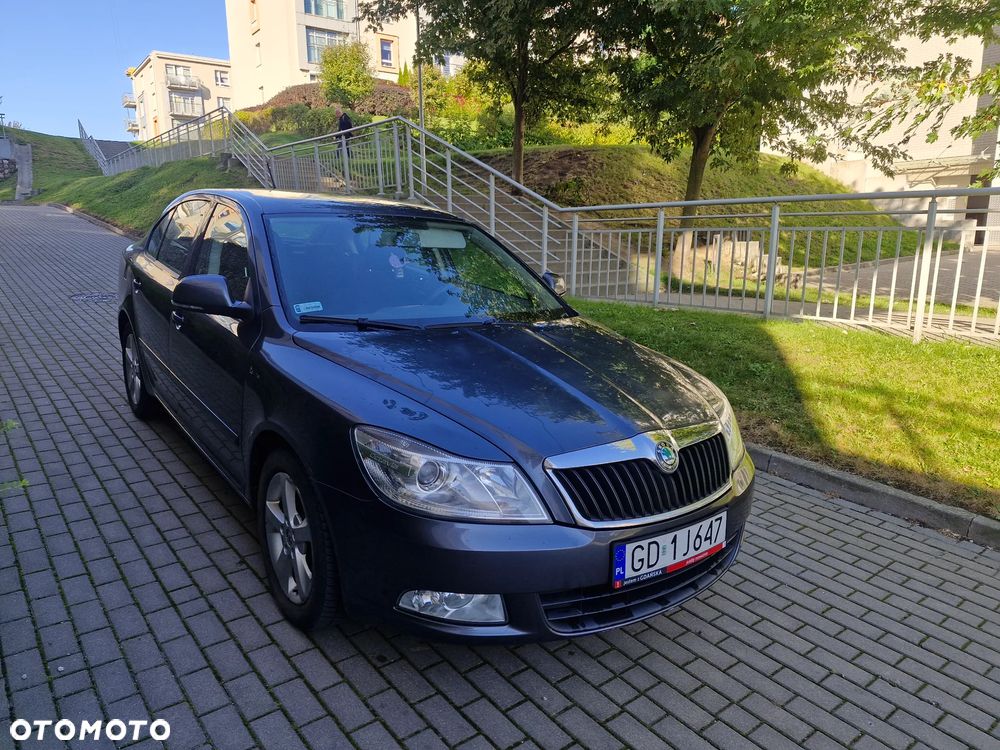 Skoda Octavia 1.6 Ambiente - 3