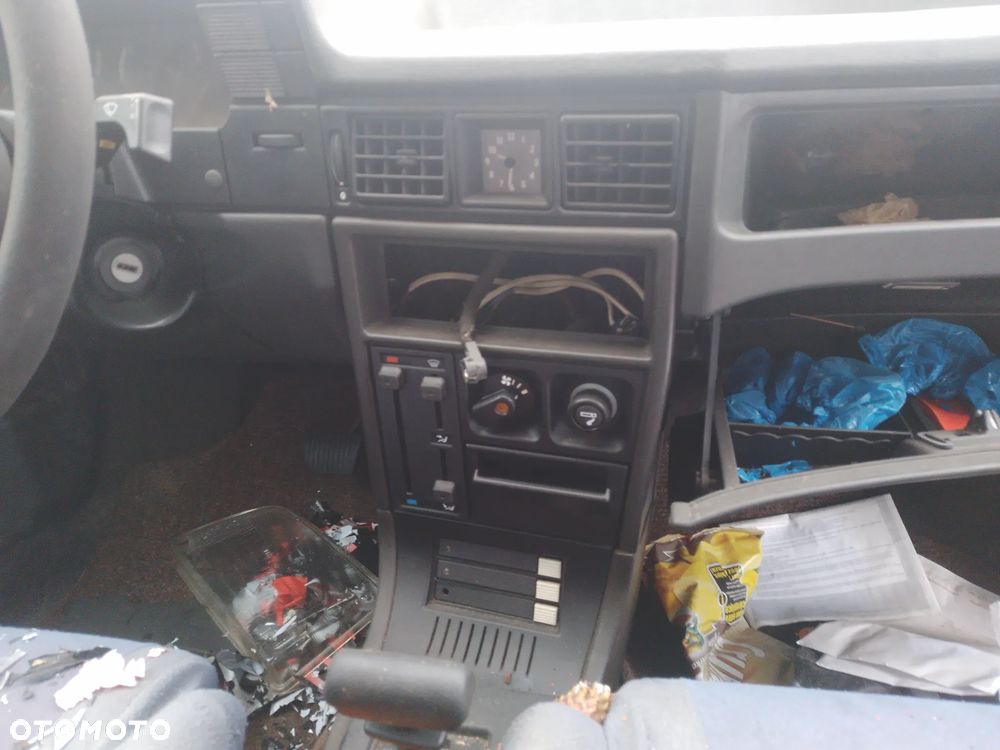 OPEL KADETT E LIFT 89-91    OSŁONA PRZECIWSŁONECZNA PRAWA LEWA - 26