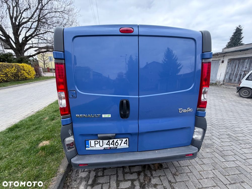 Renault trafic - 3