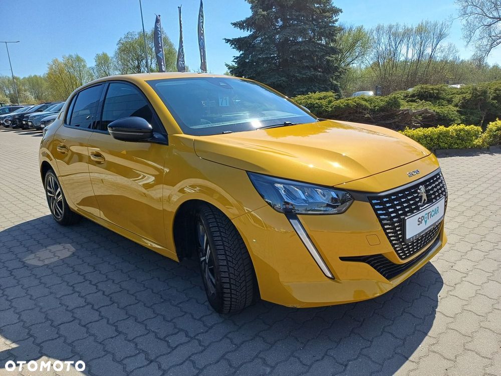 Peugeot 208 - 3