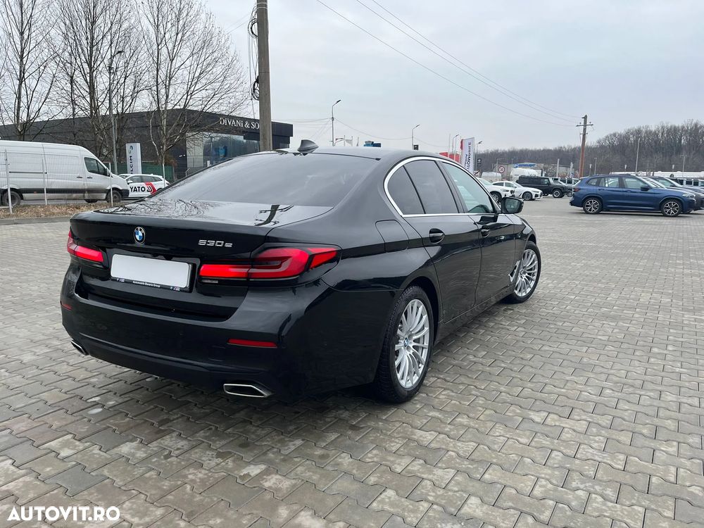 BMW Seria 5 530e Aut. - 2