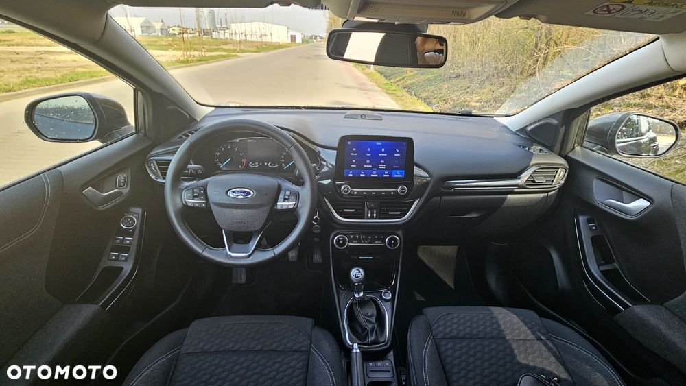 Ford Puma 1.0 EcoBoost mHEV Titanium Design - 10