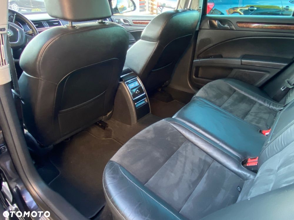 Skoda Superb 2.0 TDI DSG Exclusive - 7