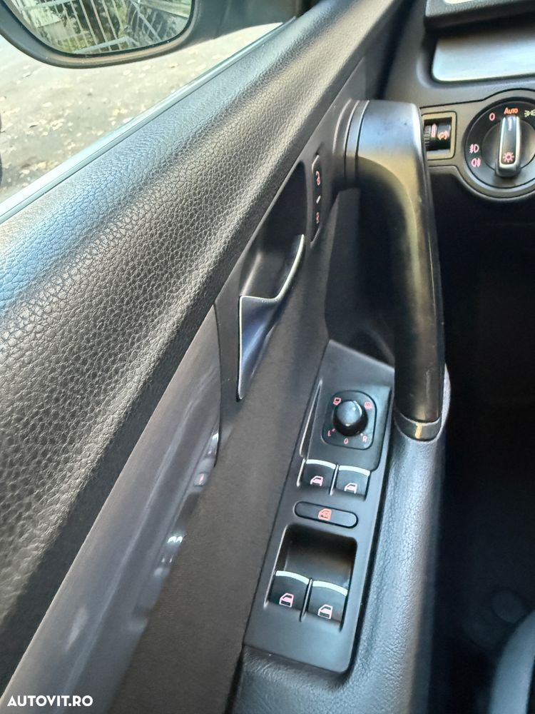 Volkswagen Passat Variant 2.0 TDI Blue TDI DSG Highline - 7