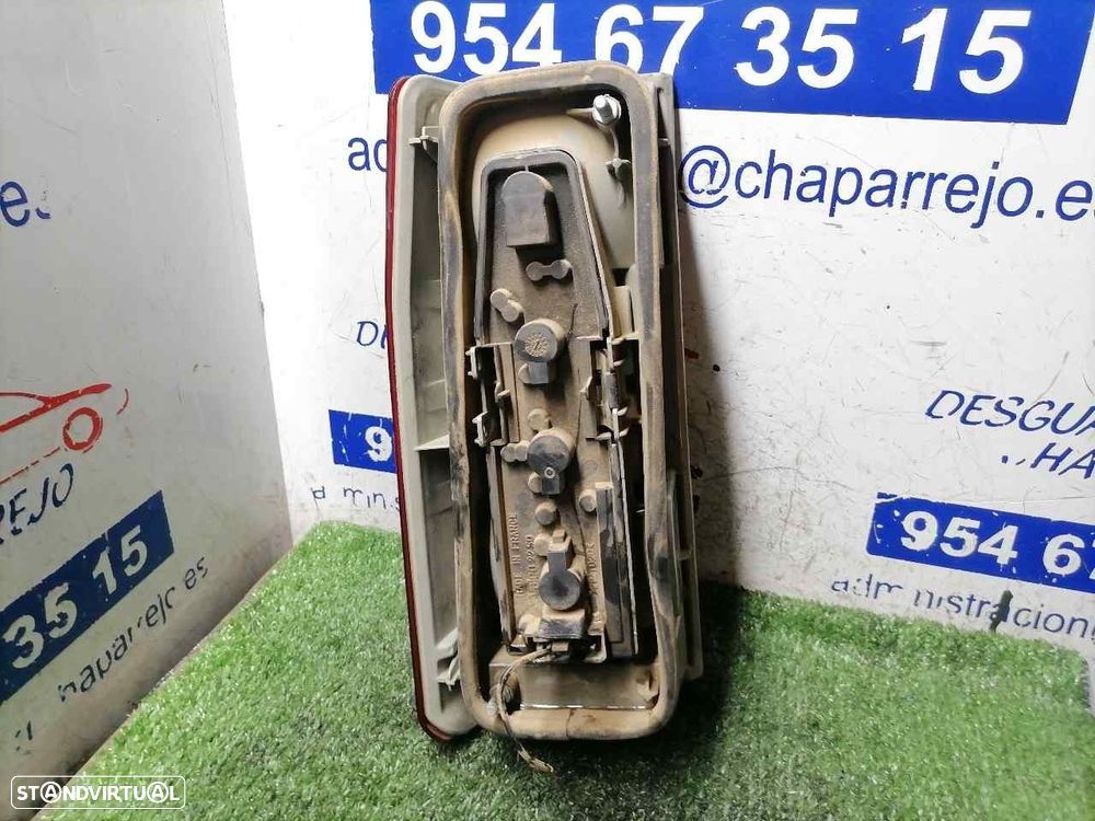 FAROLIM TRASEIRO DIREITO CITROEN JUMPY 2003 - - 3