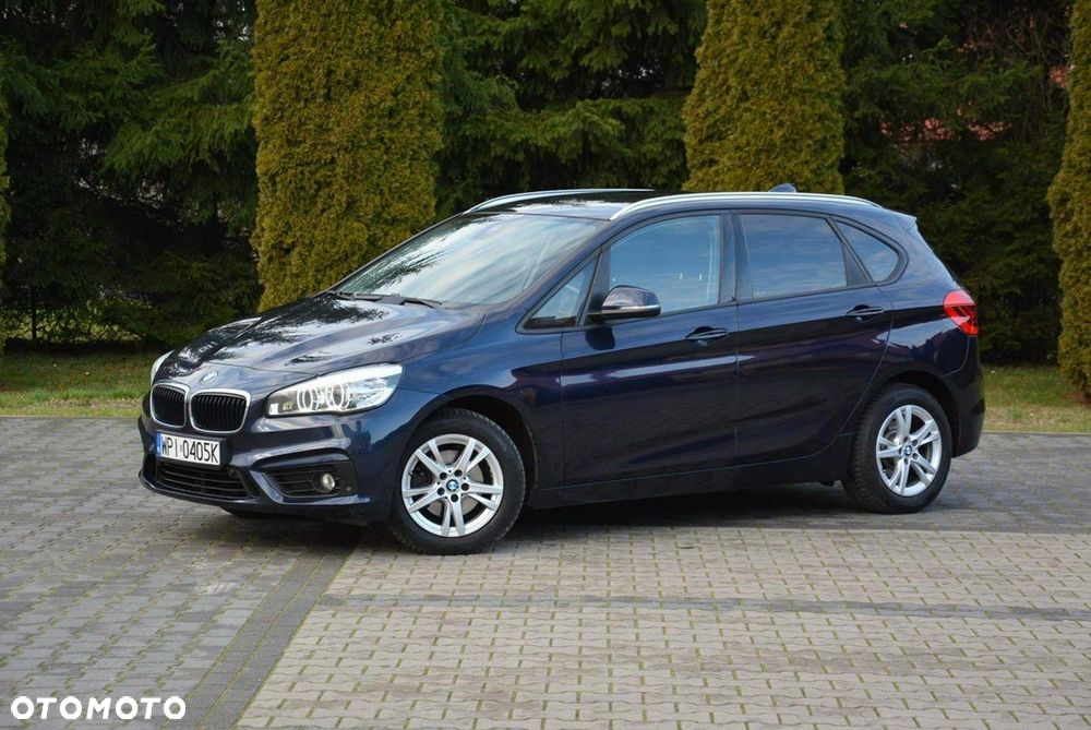 BMW Seria 2 218d - 4