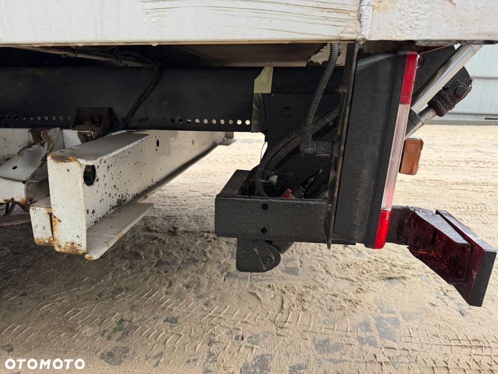 Nissan Interstar - 9