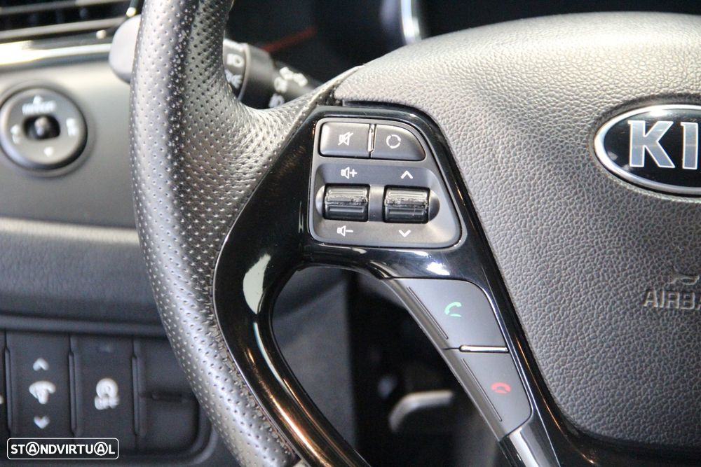 Kia Ceed 1.6 CRDi GT Line - 11