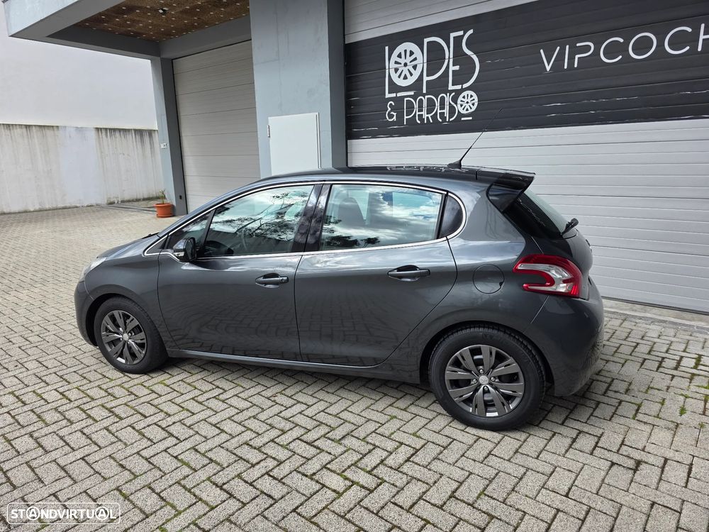Peugeot 208 1.6 e-HDi Allure - 6