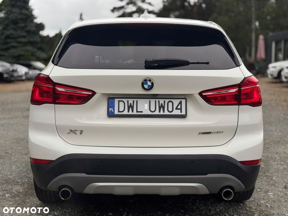 BMW X1 xDrive25i GPF Advantage - 9