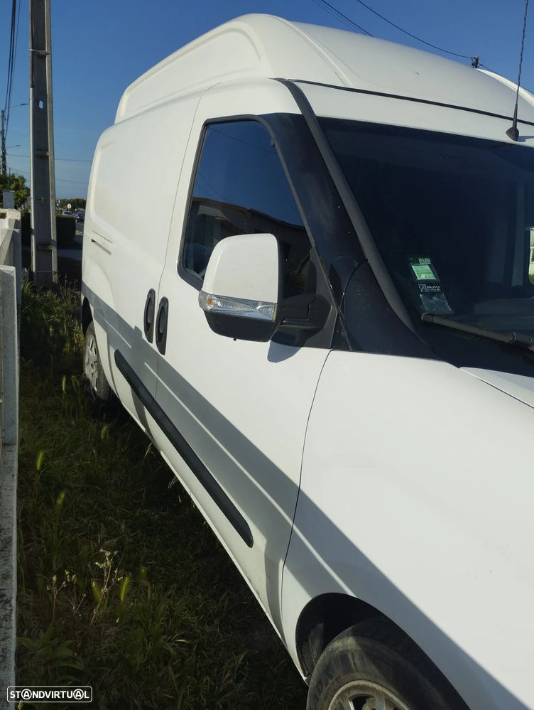 Fiat Doblo XL 120cv - 1