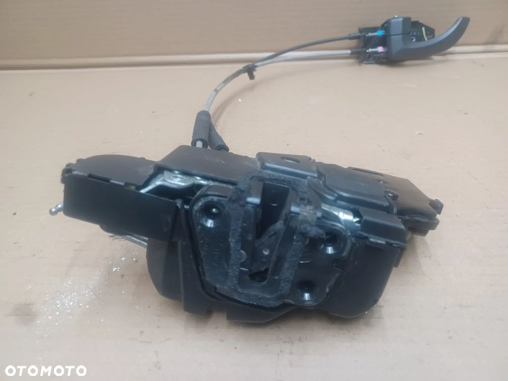 ZAMEK DRZWI LEWY PRZÓD HYUNDAI H1 6PIN - 4