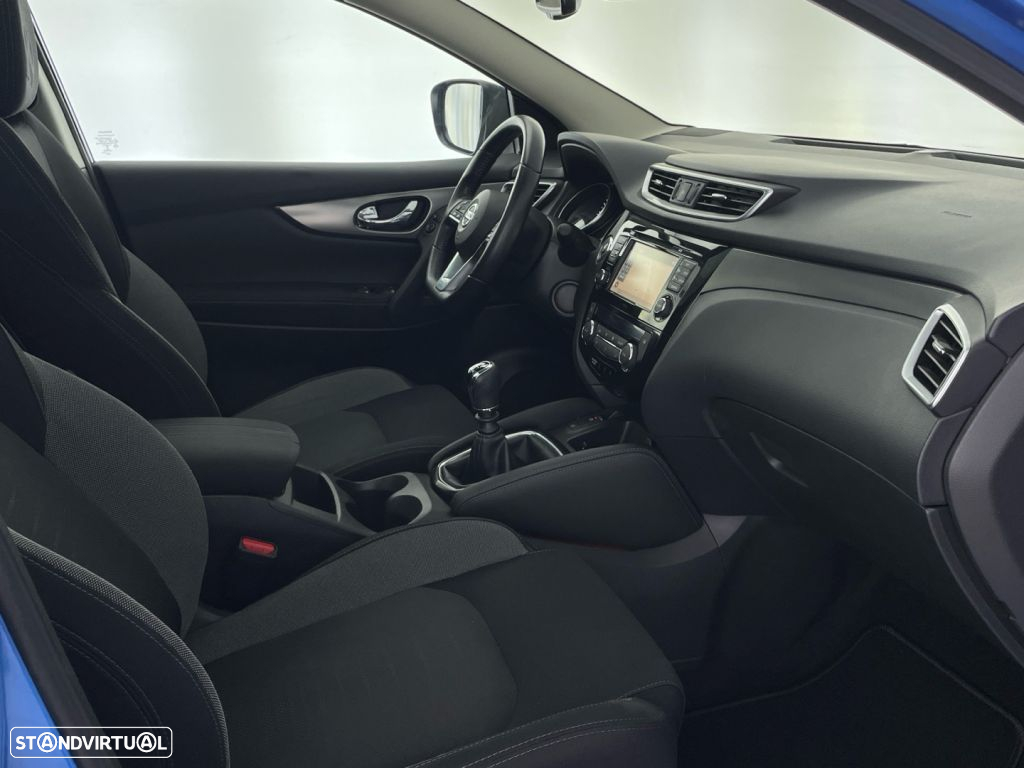 Nissan Qashqai 1.5 dCi N-Connecta - 23