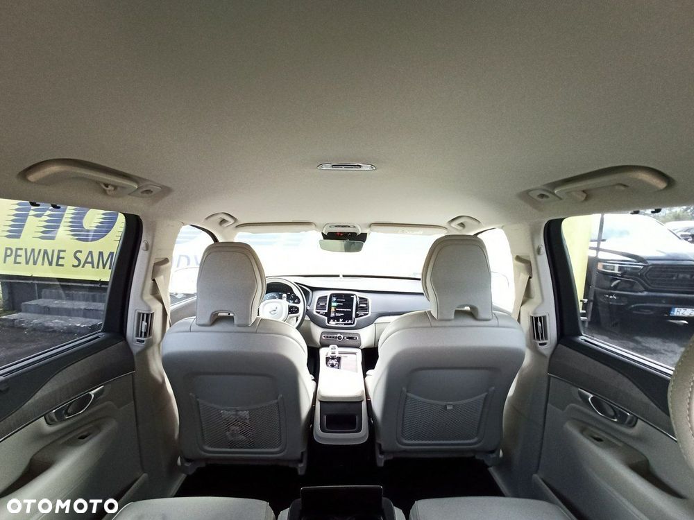 Volvo XC 90 - 12