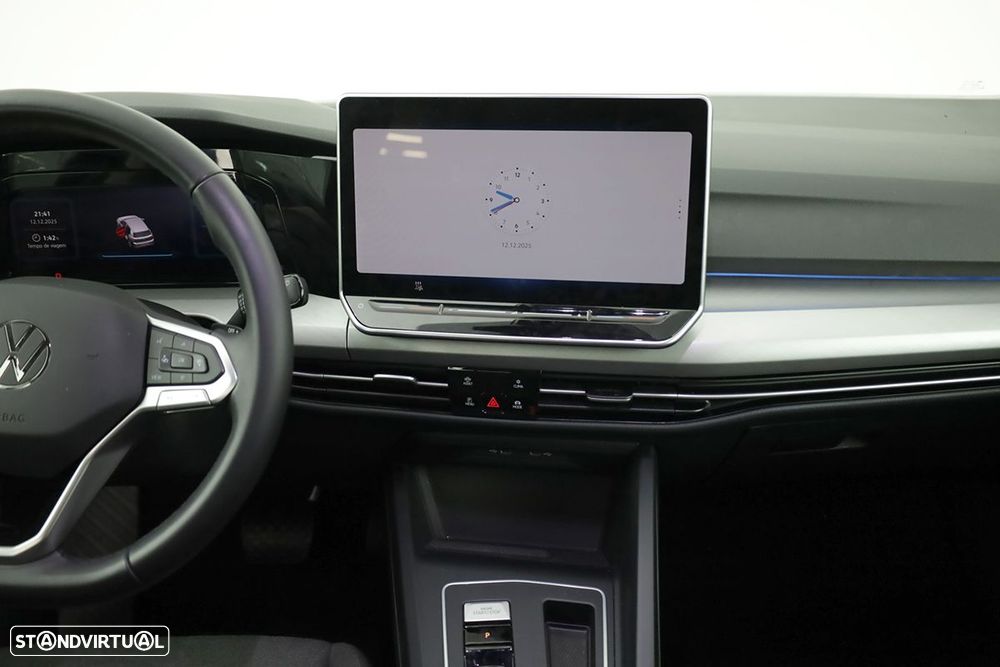 VW Golf 1.5 TSI e-Hybrid Life DSG - 9