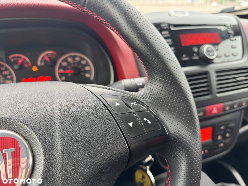 Fiat DOBLO - 25