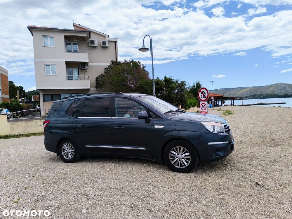 SsangYong/KGM Rodius 200 e-XDi Crystal Plus - 3