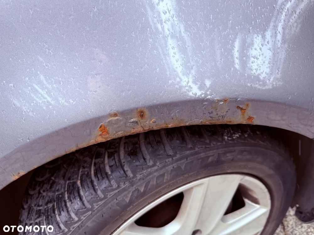 Volkswagen Golf Plus 1.9 TDI Comfortline - 28