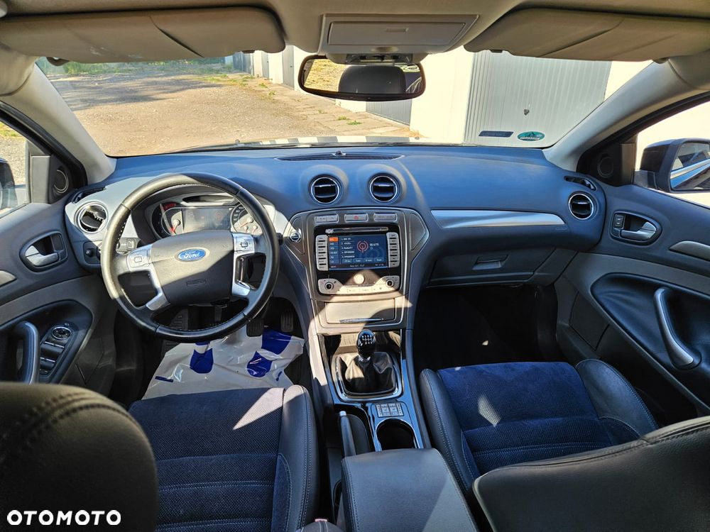 Ford Mondeo - 9