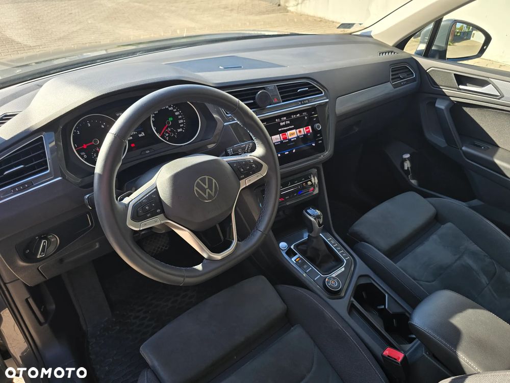 Volkswagen Tiguan 2.0 TDI SCR 4Mot Elegance DSG - 12