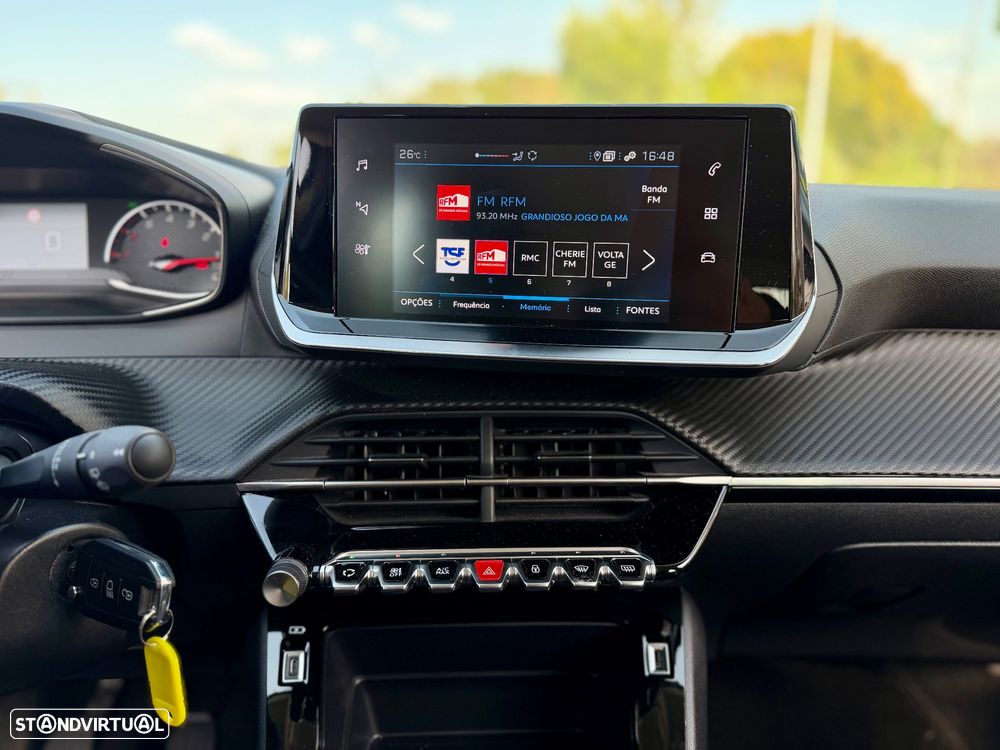 Peugeot 208 PureTech 100 GT - 12