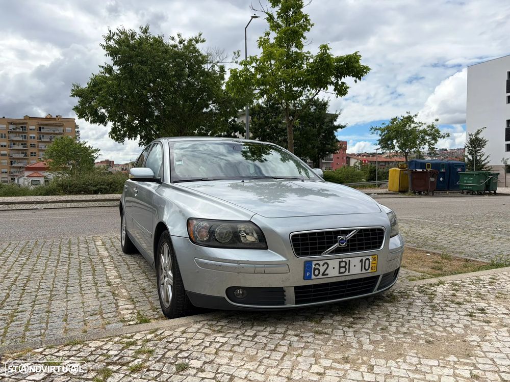 Volvo S40 2.0 D Nível 1 - 1