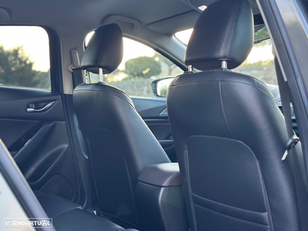 Mazda 3 Hatchback 1.5 Sky-D Excellence Pack Leather - 34