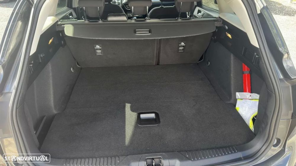 Ford Focus SW 1.5 TDCi EcoBlue Titanium - 26