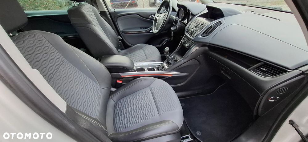 Opel Zafira 2.0 CDTI Cosmo - 14