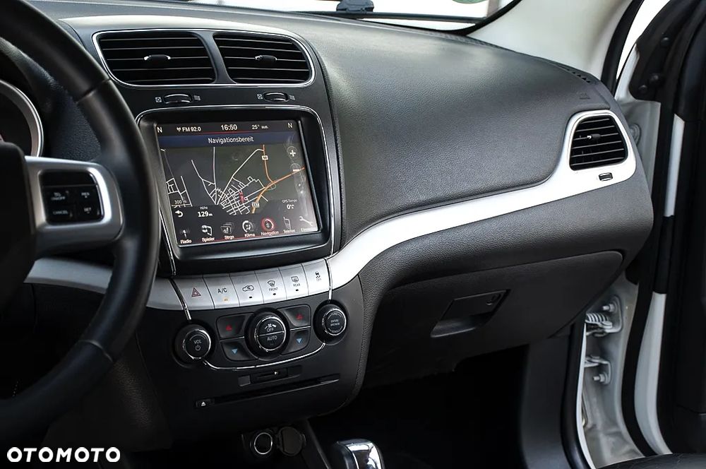 Fiat Freemont 2.4 16V VVT Automatik Lounge - 29