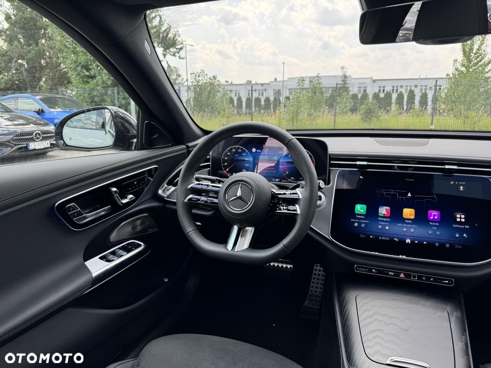 Mercedes-Benz Klasa E 220 d mHEV 4-Matic AMG 9G-Tronic - 14
