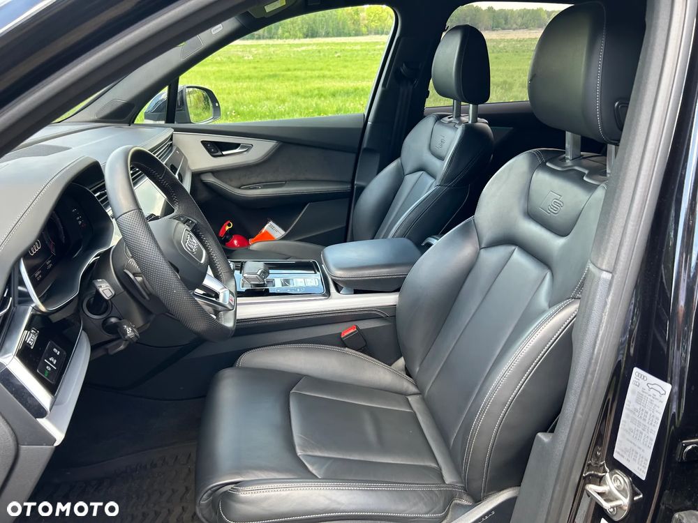 Audi Q7 - 17