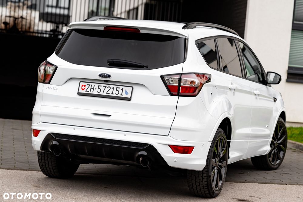 Ford Kuga 2.0 TDCi 4x4 ST-Line - 12