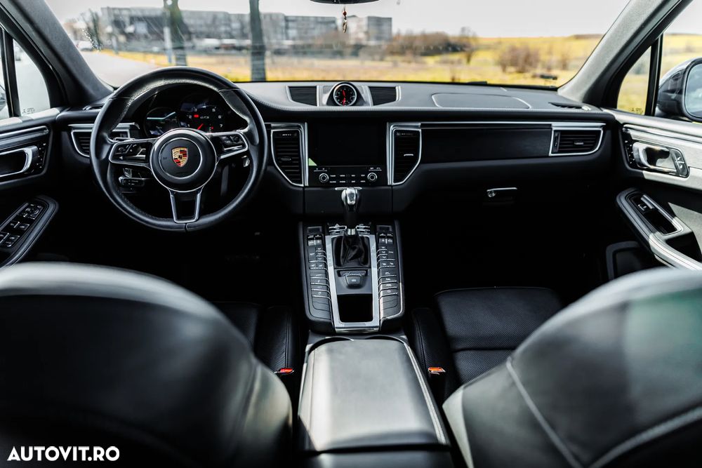 Porsche Macan - 21
