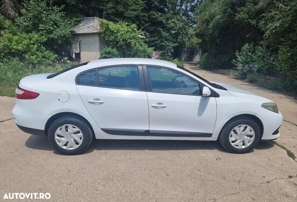 Renault Fluence 1.6 Authentique - 9